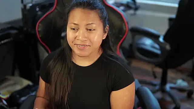 Bubbleliyah online show from December 22, 1:55 pm