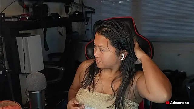 Bubbleliyah online show from February 7, 12:20 pm