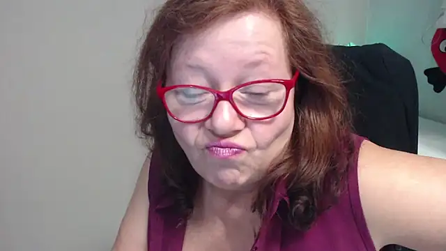 Adelewildx online show from March 10, 10:48 am