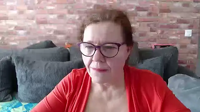 Adelewildx online show from March 22, 10:06 am