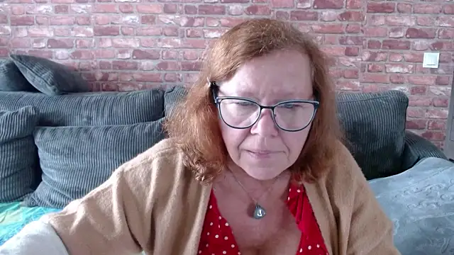 Adelewildx online show from September 14, 8:57 am