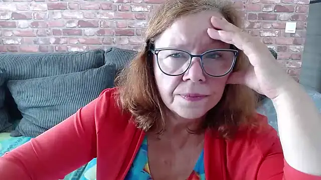 Adelewildx online show from September 27, 10:20 am