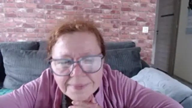 Adelewildx online show from October 17, 10:51 am