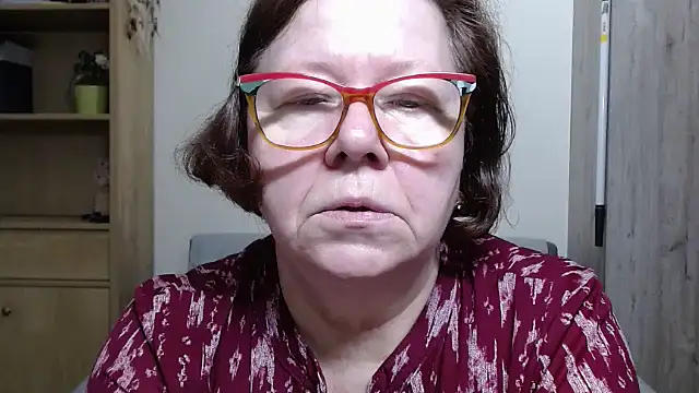 Snapshot of Adelewildx chatting on April 30, 9:52 pm Adelewildx online show from April 30, 9:52 pm