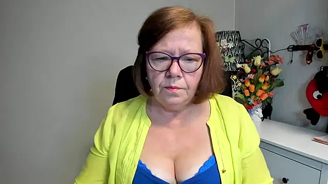 Snapshot of Adelewildx chatting on June 1, 2:46 am Adelewildx online show from June 1, 2:46 am