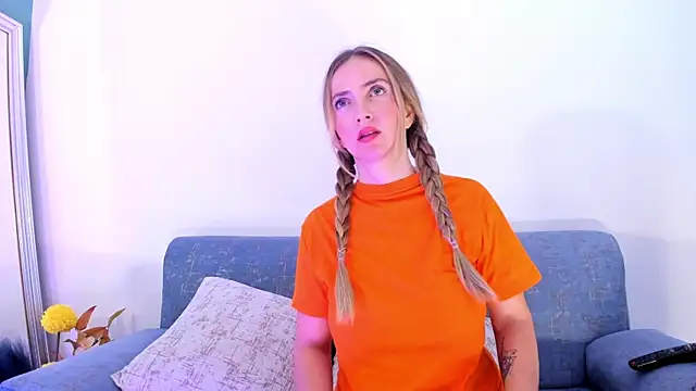 BellaMarieX online show from December 12, 5:15 pm