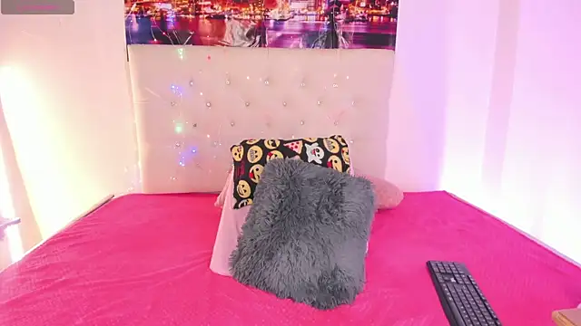 BrendaKennedy online show from March 11, 10:53 pm