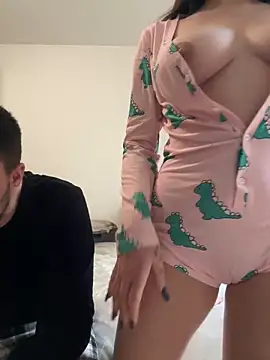 couplepenetration online show from January 9, 12:30 pm