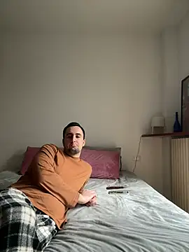 couplepenetration online show from February 11, 2:02 pm