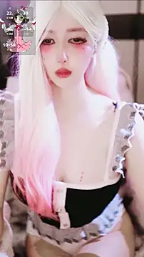 Snapshot of candy_cola chatting on February 21, 11:22 am candy cola online show from February 21, 11:22 am