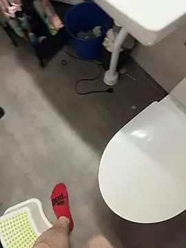 adam123456654321 online show from February 9, 4:50 pm