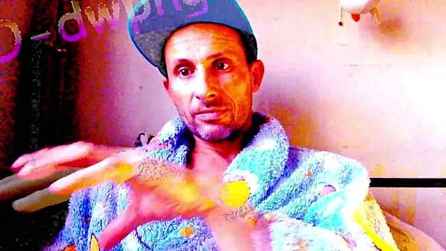 Snapshot of FireFox_Feel chatting on December 2, 9:56 am FireFox Feel online show from December 2, 9:56 am