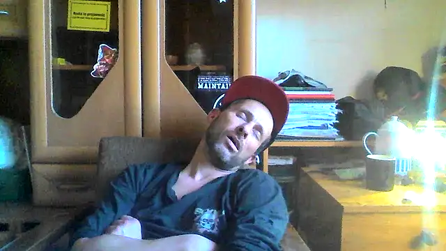 Snapshot of FireFox_Feel chatting on March 15, 7:31 am FireFox Feel online show from March 15, 7:31 am