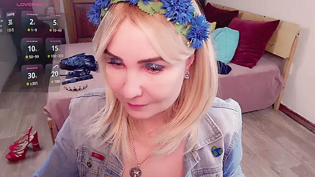  unique cam  online show from February 2, 8:57 am