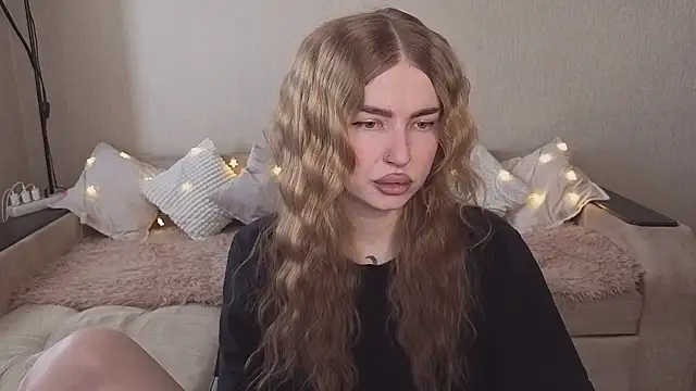 ViolettaLopez online show from March 12, 12:55 pm