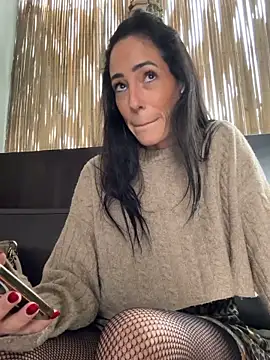 SweeetAlegra online show from January 7, 2:30 pm