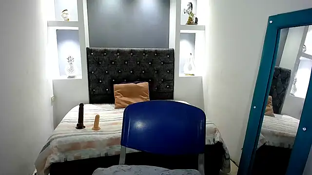 sexy latynx online show from November 1, 3:36 pm