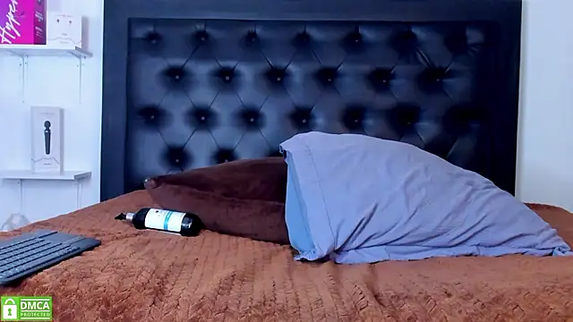 Snapshot of Alika_Shanty chatting on March 22, 2:09 pm Alika Shanty online show from March 22, 2:09 pm