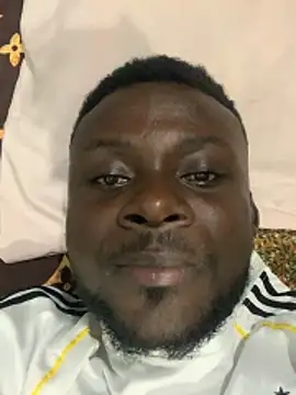 Snapshot of Khendren chatting on March 3, 8:15 pm Khendren online show from March 3, 8:15 pm