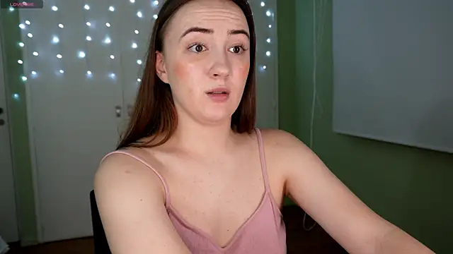 Black Eva  online show from March 6, 1:14 pm