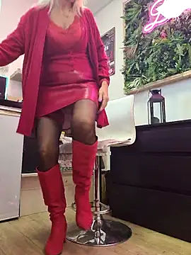 Snapshot of Nathotsexy1 chatting on February 4, 9:28 am Nathotsexy1 online show from February 4, 9:28 am