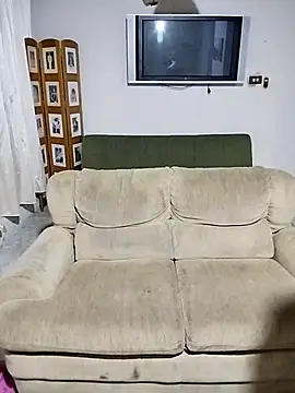 roman and jessie online show from March 12, 6:07 am