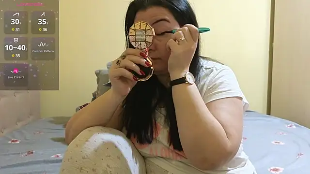 BBW MILF 4U online show from February 23, 8:06 am