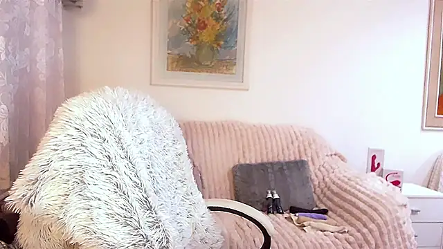 Sarah4you online show from February 9, 9:49 pm