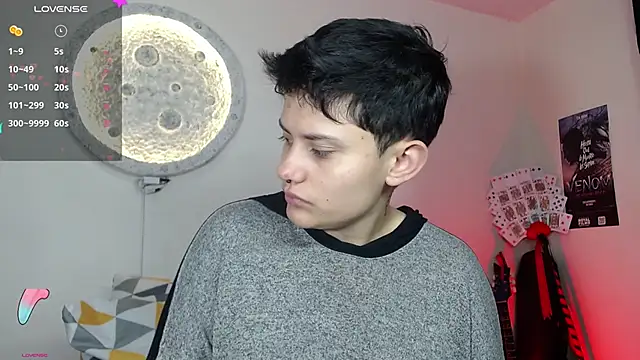 girl intense444 online show from February 8, 1:11 pm