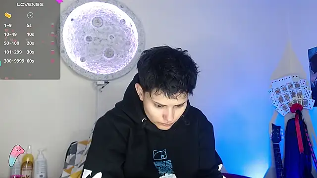 girl intense444 online show from February 20, 1:30 pm