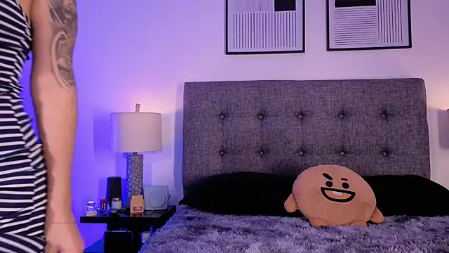 mandi4pole  online show from February 4, 11:09 pm