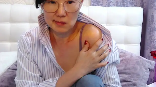 Asian legs online show from March 11, 1:45 pm