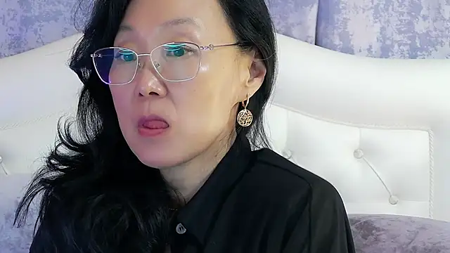 Asian legs online show from June 2, 9:55 am