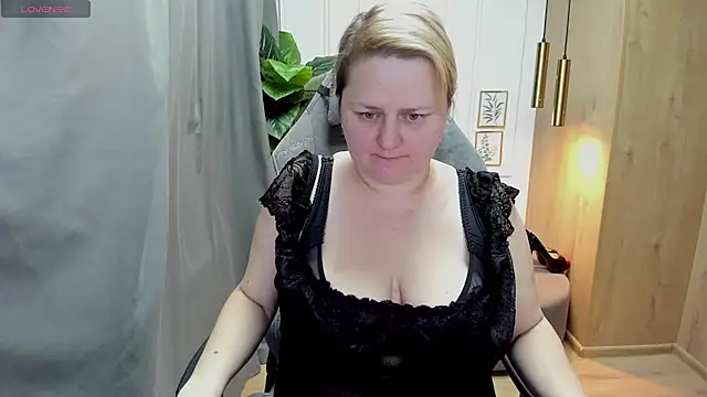 ScarlettSoft online show from March 3, 9:11 am