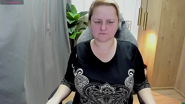 ScarlettSoft online show from March 3, 12:16 pm