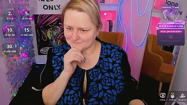 ScarlettSoft online show from February 24, 5:27 am