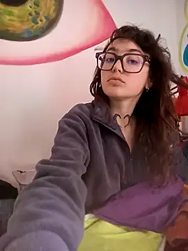 Snapshot of Blulilla69 chatting on January 15, 9:45 am Blulilla69 online show from January 15, 9:45 am