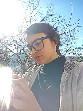 Snapshot of Blulilla69 chatting on January 27, 10:49 am Blulilla69 online show from January 27, 10:49 am