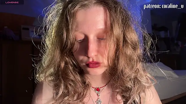 Snapshot of Hairy_Coraline chatting on February 7, 4:03 pm Hairy Coraline online show from February 7, 4:03 pm