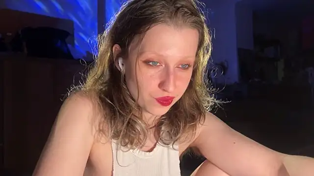 Snapshot of Hairy_Coraline chatting on February 21, 2:16 pm Hairy Coraline online show from February 21, 2:16 pm