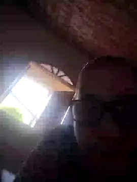 Snapshot of catdool chatting on January 7, 2:08 pm catdool online show from January 7, 2:08 pm