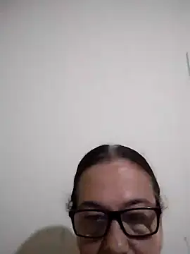 Snapshot of catdool chatting on January 27, 6:31 pm catdool online show from January 27, 6:31 pm