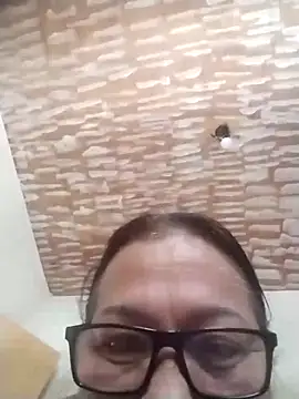 Snapshot of catdool chatting on February 19, 1:17 pm catdool online show from February 19, 1:17 pm