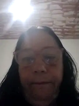 Snapshot of catdool chatting on March 21, 10:50 pm catdool online show from March 21, 10:50 pm