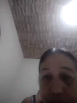 Snapshot of catdool chatting on May 12, 12:52 am catdool online show from May 12, 12:52 am