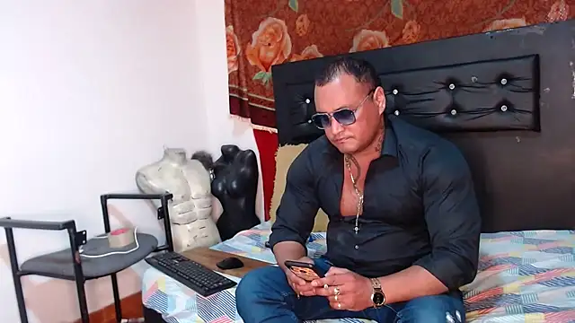 hardrock982 online show from November 20, 2:06 pm