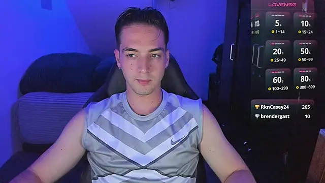 Alex smith00 online show from March 3, 2:26 am