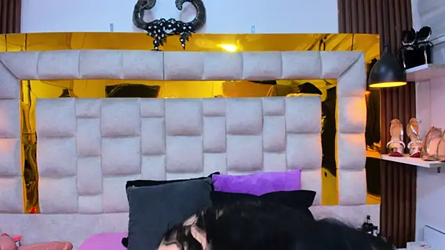 bigass monic online show from January 10, 3:50 am