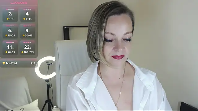 Tilly Eliot online show from February 20, 10:59 pm