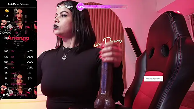 arianna smith  online show from February 4, 10:45 pm